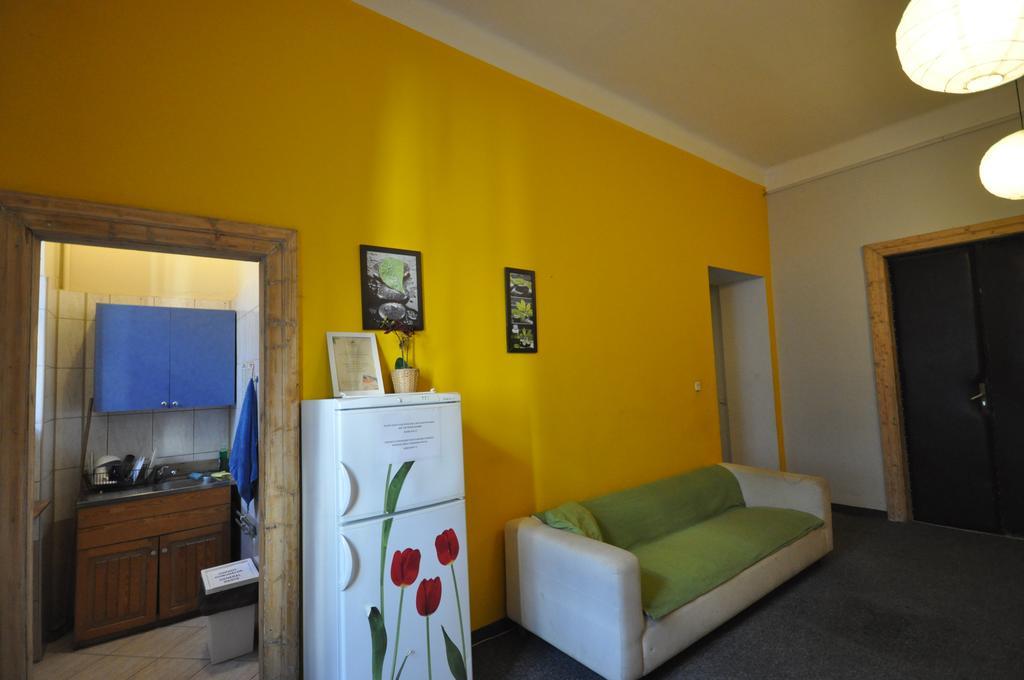 Hostel Yellow คราคูฟ ภายนอก รูปภาพ
