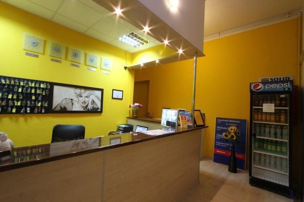 Hostel Yellow คราคูฟ ภายนอก รูปภาพ